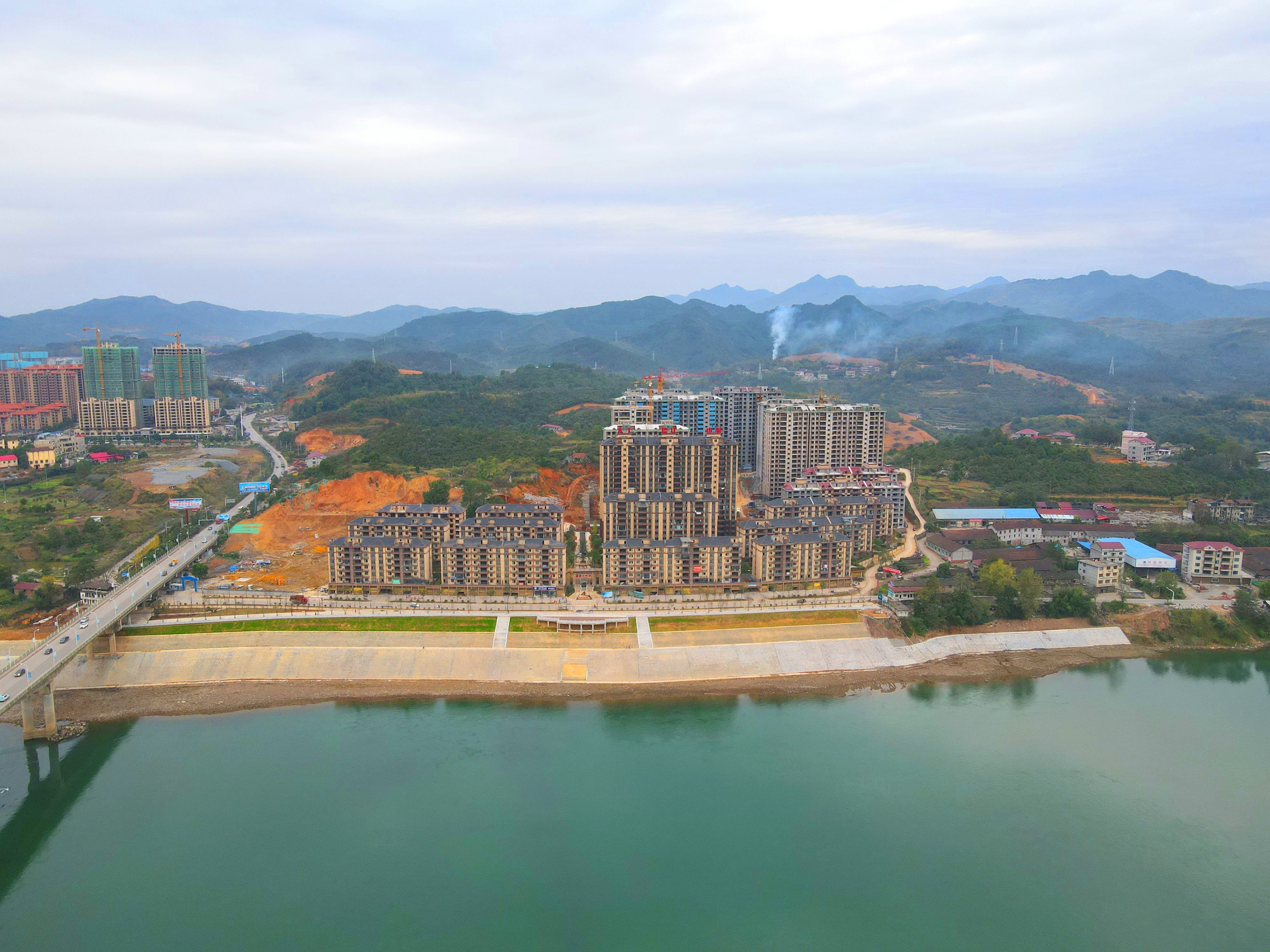 大千·德江山城2021年11月航高空航拍 